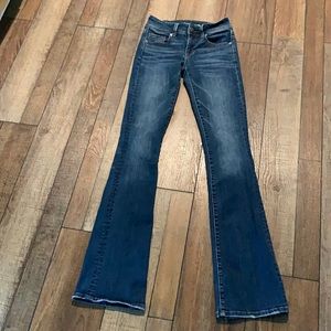 American Eagle sz 0 long kick boot jeans euc